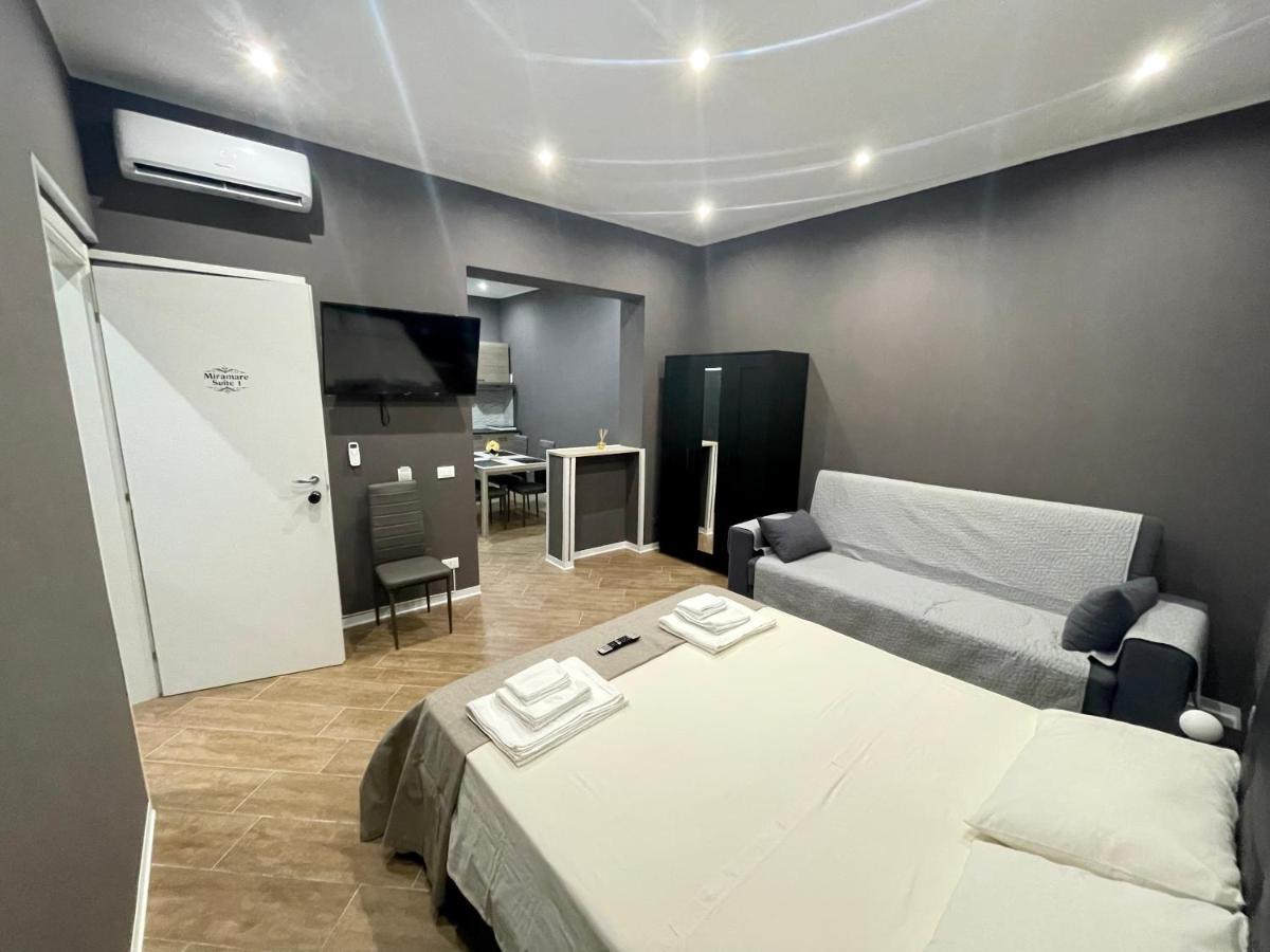 B&B Miramare Suite Borgo Taranto Exterior foto